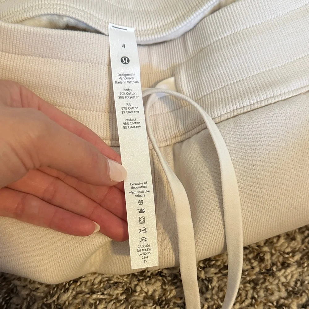 Lulu lemon scuba high rise Cream Jogger Pants - Picture 2 of 3